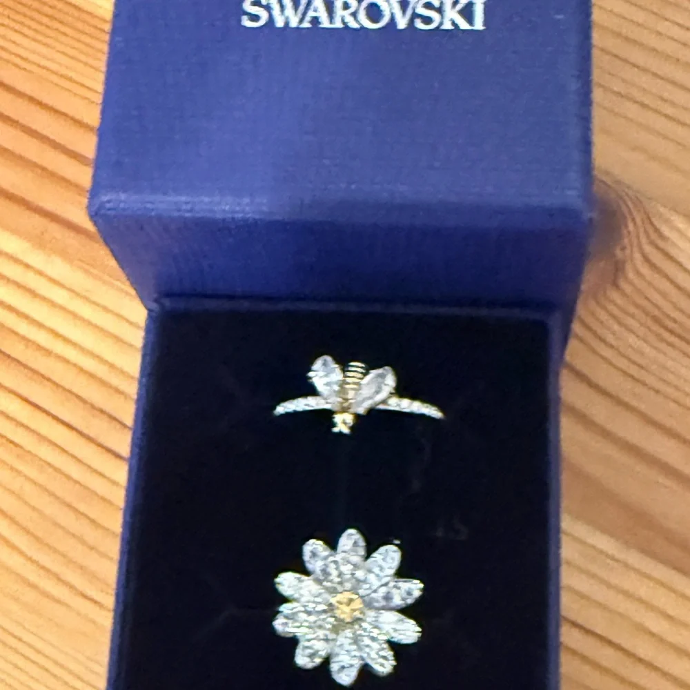 Swarovski Gold and Silver Crystal Ring Set - Picture 2 of 4